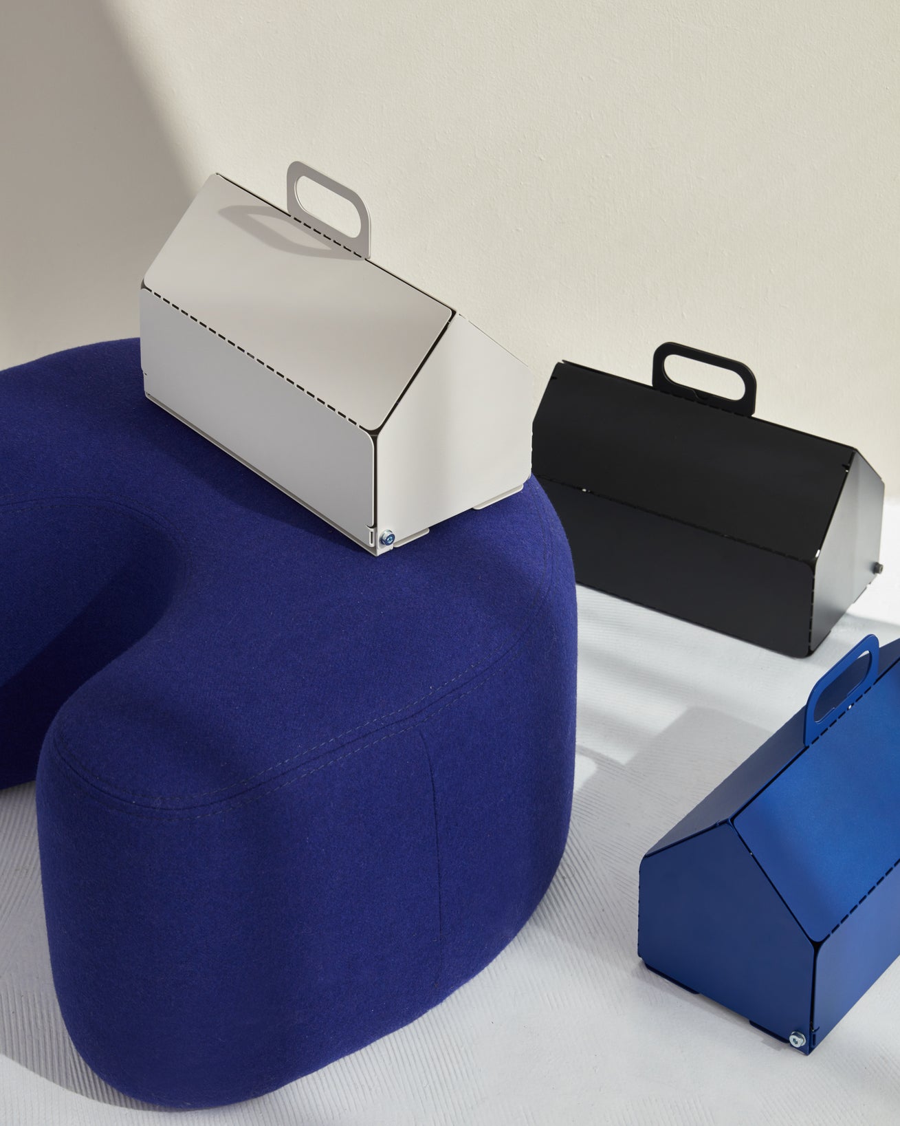 Cable House - Ultra Marine Pedestal